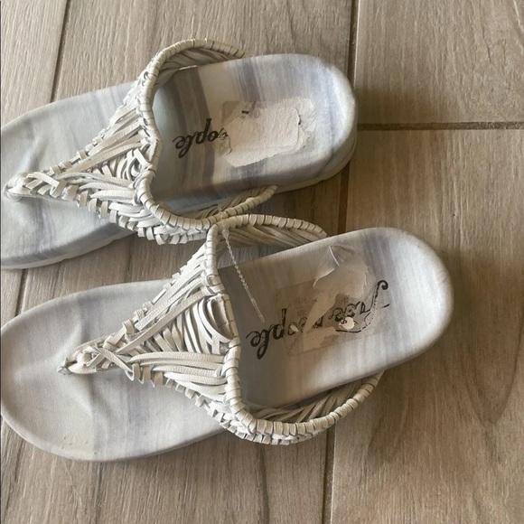 Free People Ivy Handwoven Sandal White Size 39 US 8.5-9 - Picture 4 of 5